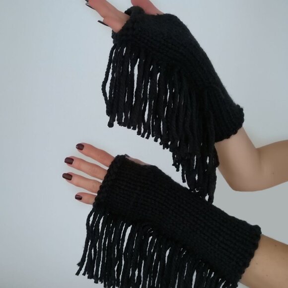 Black Fingerless Fringes Cowgirl Stampede Rodeo Gloves Mittens ArmWarmer - Picture 3 of 9